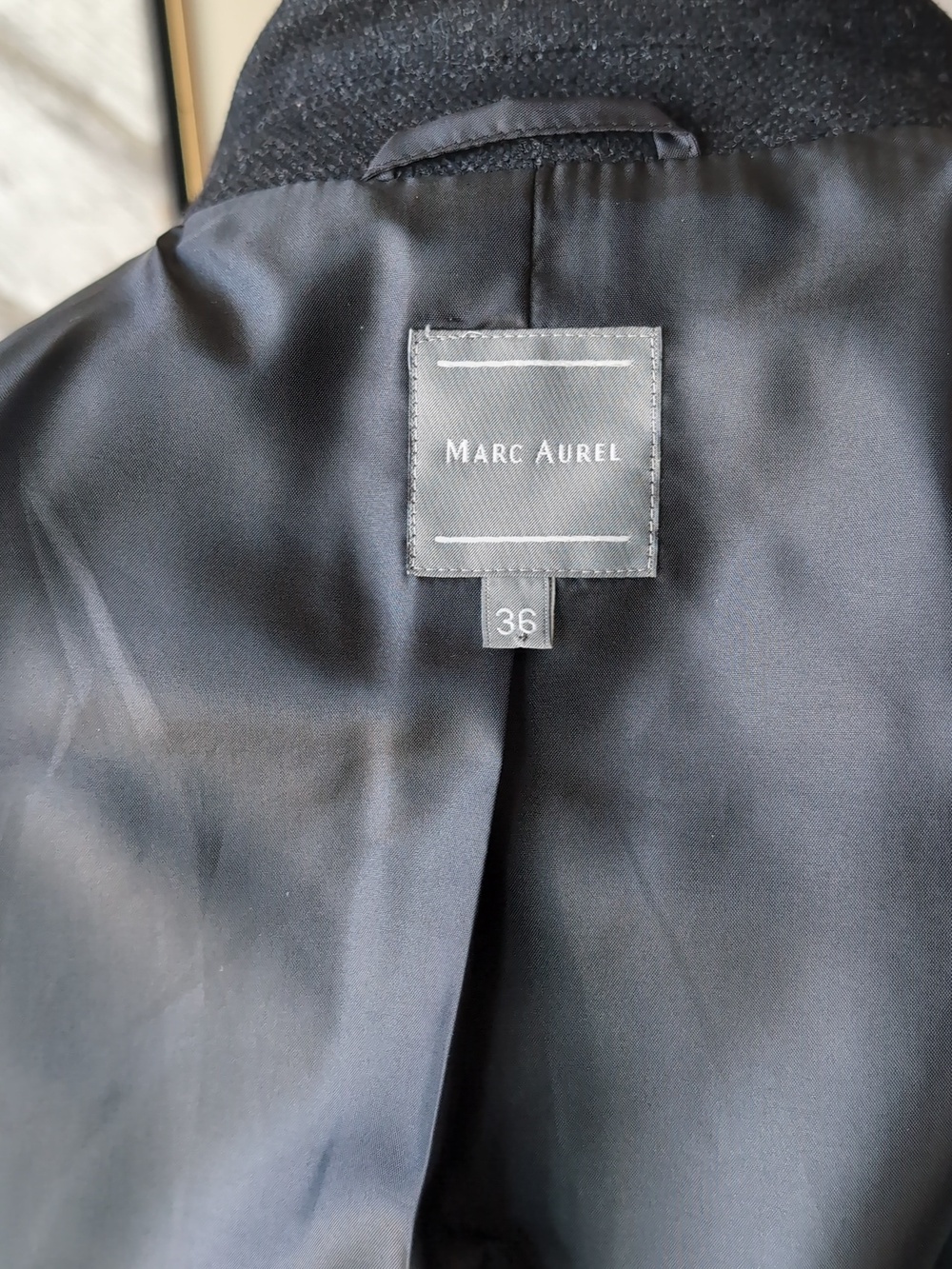 Chic Black Two-Piece Jacket and Skirt Set - Picture 7 of 17